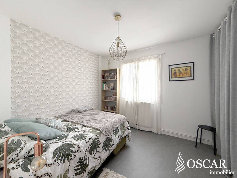 Sold property house 5 rooms 105 m² in La Chapelle-sur-Erdre 44240