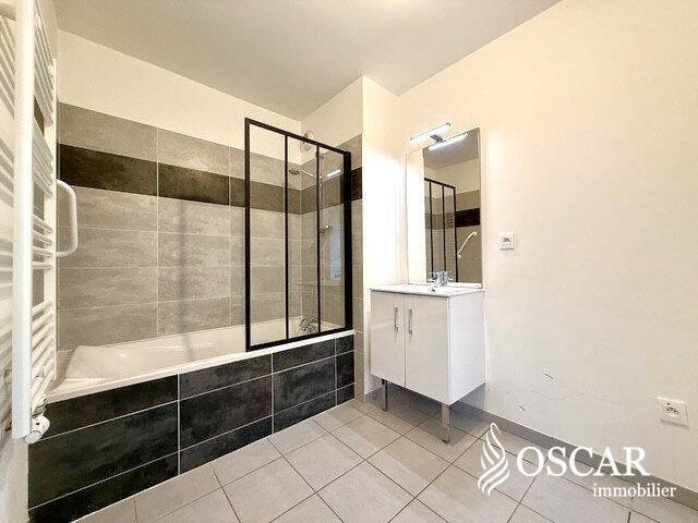 Buy apartment 3 rooms 73 m² in Nantes 44300