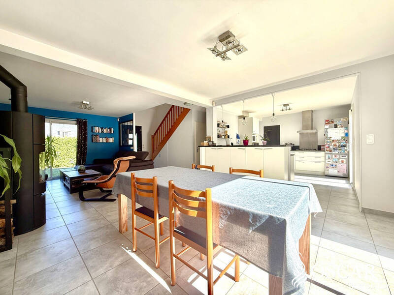 Buy house 6 rooms 103 m² in La Chapelle-sur-Erdre 44240