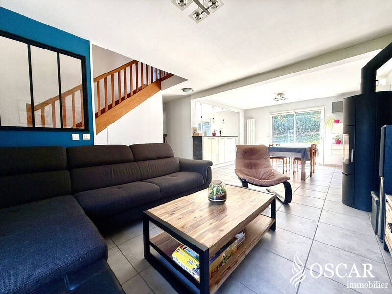 Buy house 6 rooms 103 m² in La Chapelle-sur-Erdre 44240