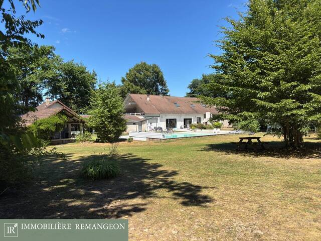 Vente Propriété 7 pièces Vierzon 18100