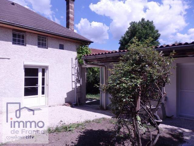 Rent House 4 rooms 168.53 m² Fontaine 38600