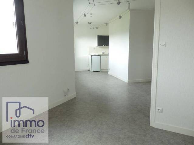 Location Appartement t1 bis 2 pièces 36.27 m² Échirolles 38130 Calme