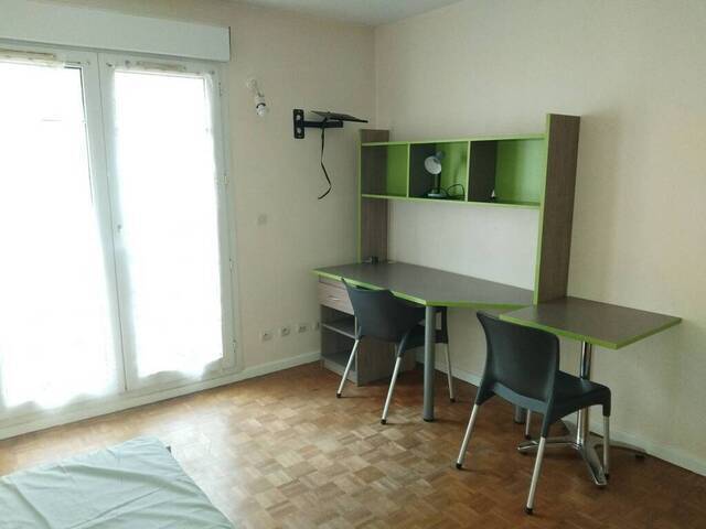 Location Appartement 1 pièce 19.13 m² Lyon 7e Arrondissement 69007 Quai de rhone