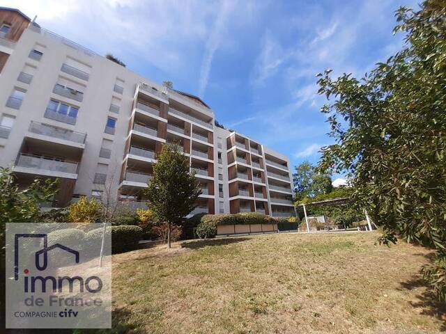 Location Appartement 3 pièces 59.85 m² Villeurbanne 69100