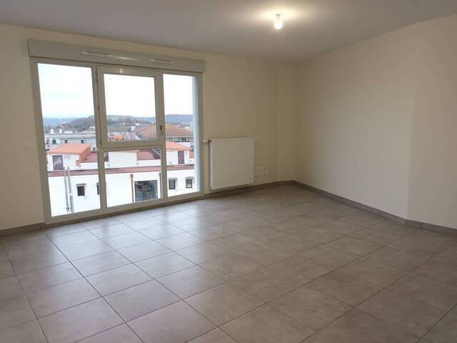 Location Appartement 1 pièce 35.51 m² L' Isle-d'Abeau 38080