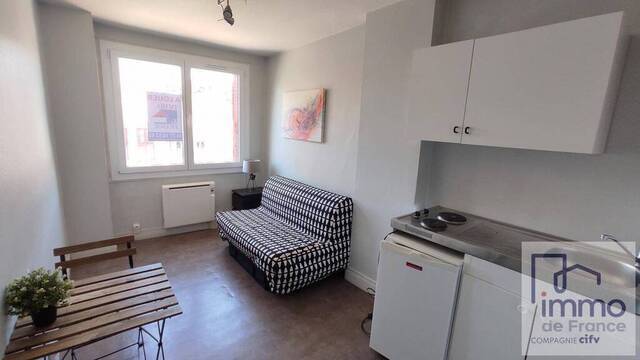 Location Appartement studio 1 pièce 14 m² Saint-Étienne 42000 CARNOT