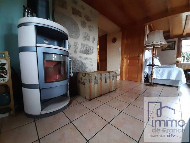 Vente Maison 6 pièces 104 m² Usson-en-Forez 42550