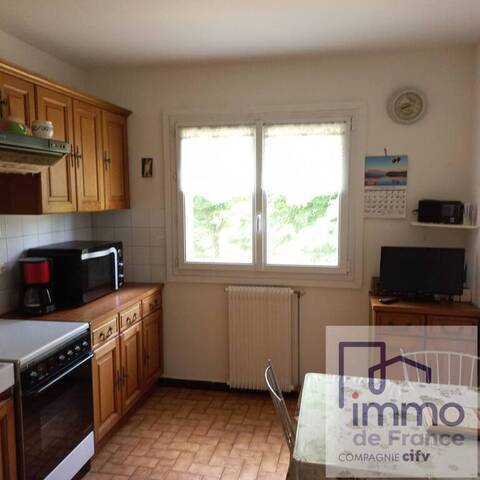 Vente Appartement 4 pièces 70 m² Brives-Charensac 43700