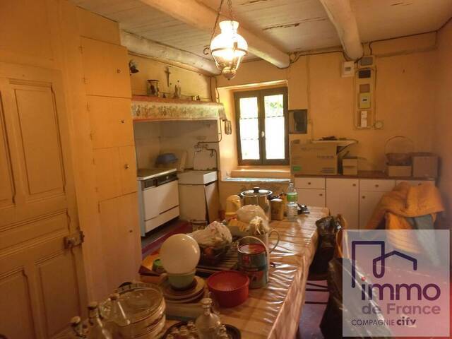 Vente Maison ferme 6 pièces 420 m² Polignac 43000