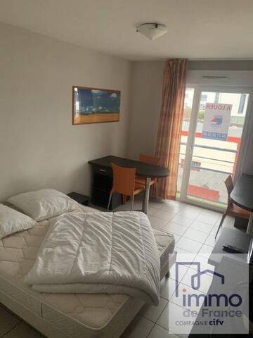 Location Appartement studio 1 pièce 19 m² Saint-Priest-en-Jarez 42270 HÔPITAL NORD