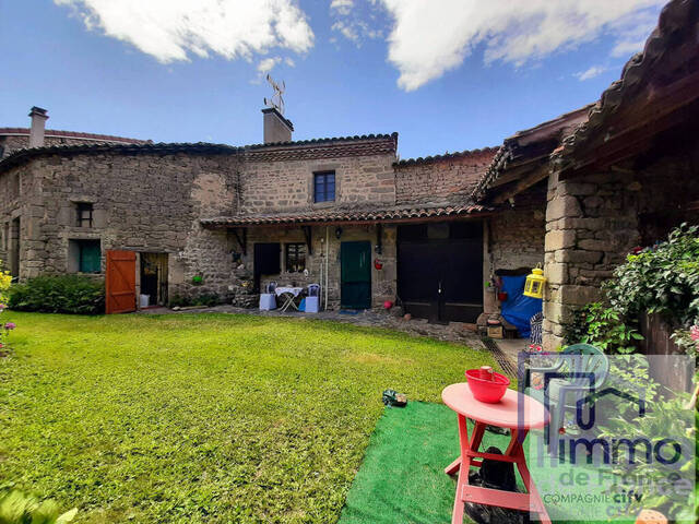 Vente Maison ferme 5 pièces 85 m² Chambles 42170