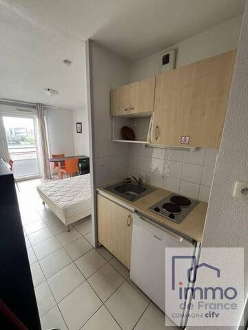 Location Appartement studio 1 pièce 19 m² Saint-Priest-en-Jarez 42270 HÔPITAL NORD