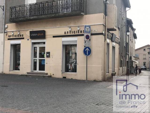 Location Local commercial Saint-Marcellin-en-Forez 42680