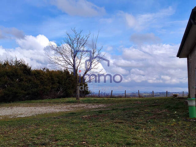 Sale Land constructible 1142 m² Meyrieu-les-Étangs 38440