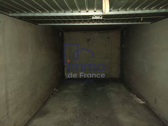 Sale Parking 14 m² Grenoble 38000
