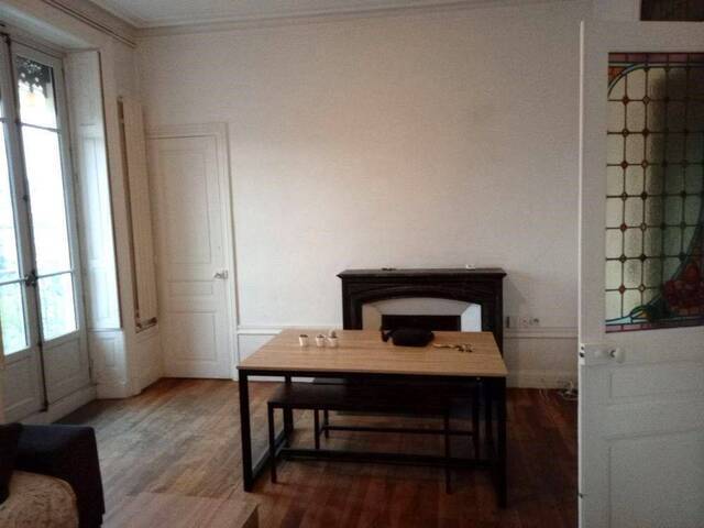 Rent Apartment appartement t3 96.98 m² Grenoble 38000