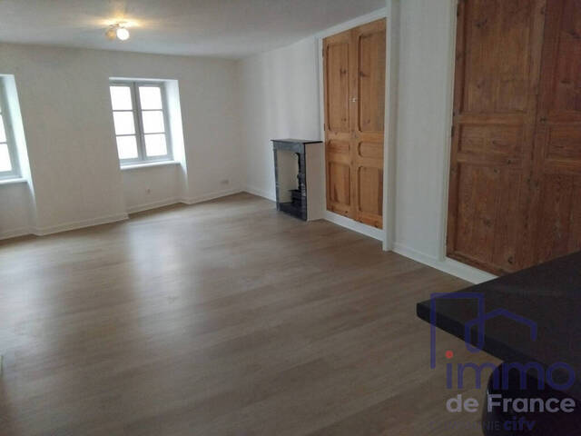 Sale Apartment duplex 4 rooms 82.13 m² Le Puy-en-Velay 43000