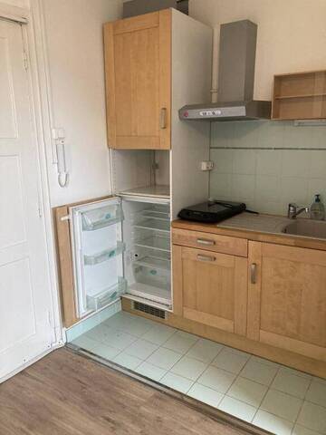 Rent Apartment 1 room 27 m² Saint-Étienne 42000 HYPER CENTRE