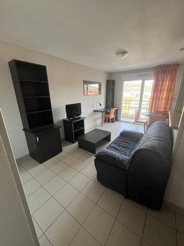 Rent Apartment 2 rooms 33 m² Saint-Priest-en-Jarez 42270 HÔPITAL NORD