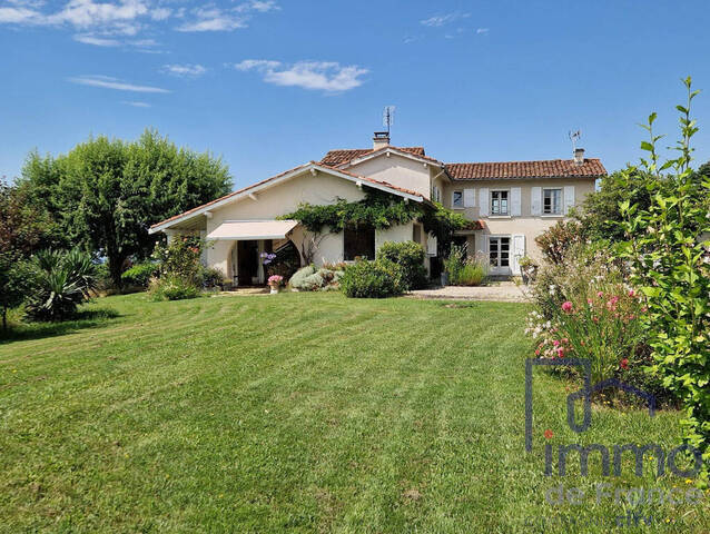 Vente Maison 5 pièces 160 m² Chambœuf 42330