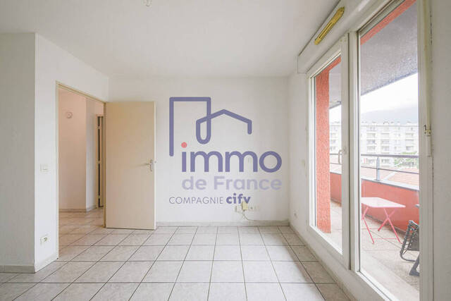 Vente Appartement 2 pièces 33 m² Saint-Martin-d'Hères 38400