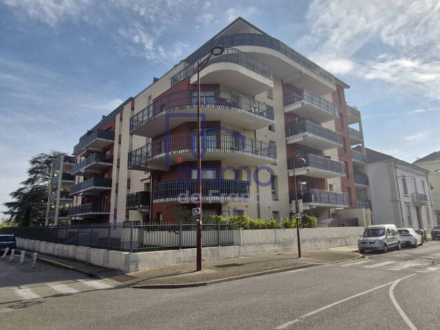 Vente Appartement 2 pièces 40.74 m² Bourgoin-Jallieu 38300