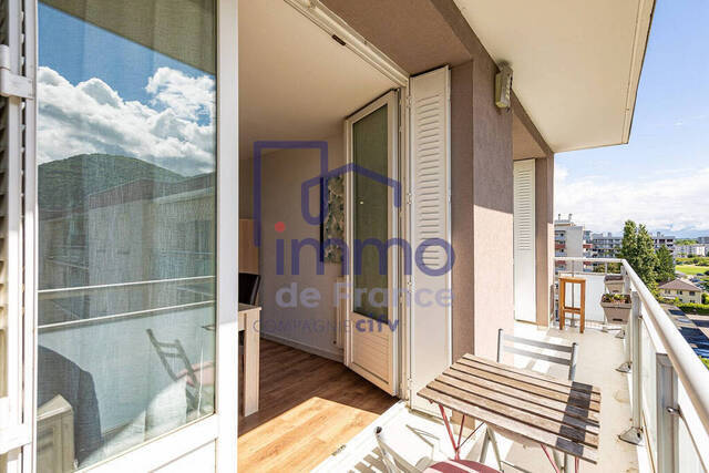 Vente Appartement 4 pièces 72 m² Saint-Martin-d'Hères 38400