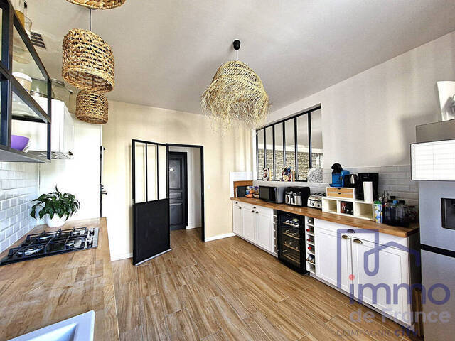 Vente Appartement 5 pièces 139 m² Saint-Chamond 42400