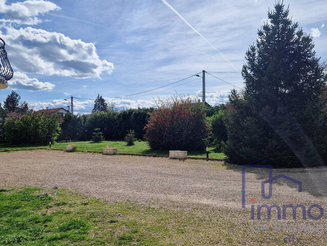 Vente Maison villa 6 pièces 200 m² Saint-Cyprien 42160