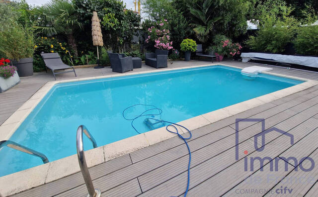 Vente Maison villa 5 pièces 94.95 m² Saint-Cyprien 42160