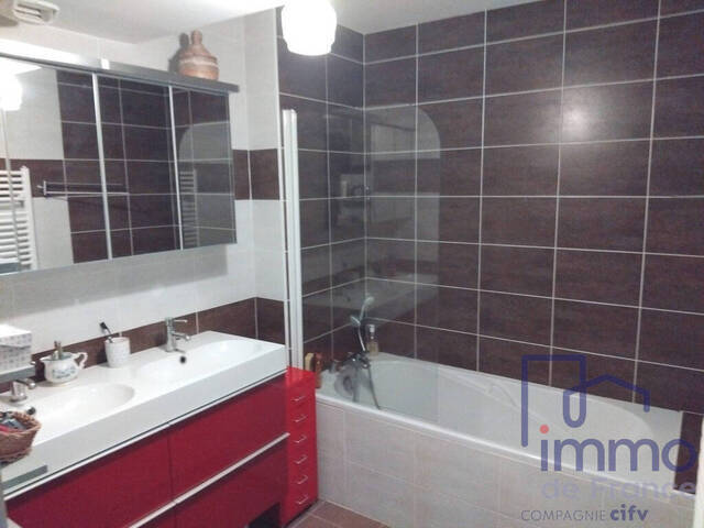 Vente Appartement 4 pièces 81.33 m² Brives-Charensac 43700