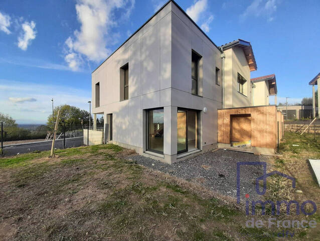 Vente Appartement 4 pièces 85.5 m² Saint-Bonnet-les-Oules 42330