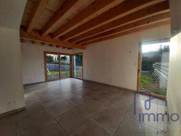 Vente Appartement 4 pièces 85.5 m² Saint-Bonnet-les-Oules 42330