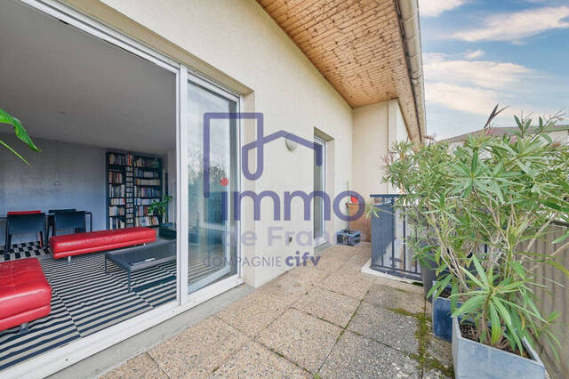 Vente Appartement 4 pièces 93 m² Tassin-la-Demi-Lune 69160