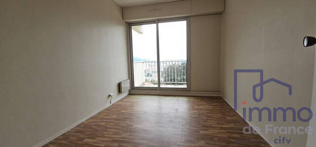 Sale Apartment 5 rooms 114.42 m² Saint-Étienne 42000