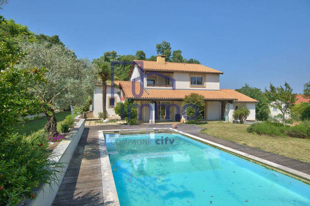Vente Maison villa 7 pièces 188 m² Collonges-au-Mont-d'Or 69660