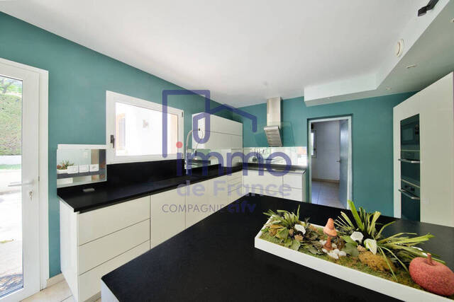 Vente Maison villa 7 pièces 188 m² Collonges-au-Mont-d'Or 69660