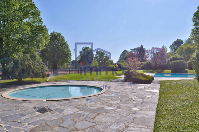 Sale Apartment 5 rooms 125 m² Écully 69130