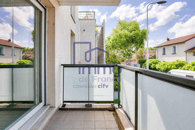 Sale Apartment 3 rooms 62 m² Lyon 8e Arrondissement 69008