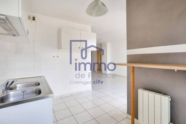 Sale Apartment 3 rooms 62 m² Lyon 8e Arrondissement 69008