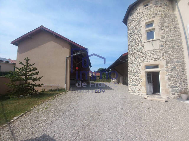 Sale Ancient house 9 rooms 290 m² Crachier 38300