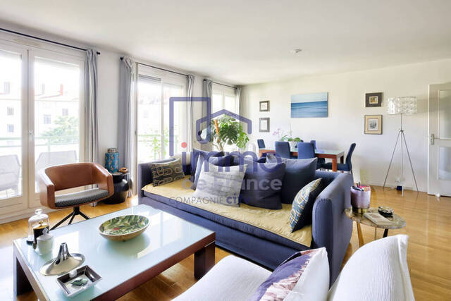 Sale Apartment 4 rooms 89.11 m² Lyon 7e Arrondissement 69007