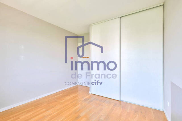 Vente Appartement 4 pièces 93 m² Tassin-la-Demi-Lune 69160