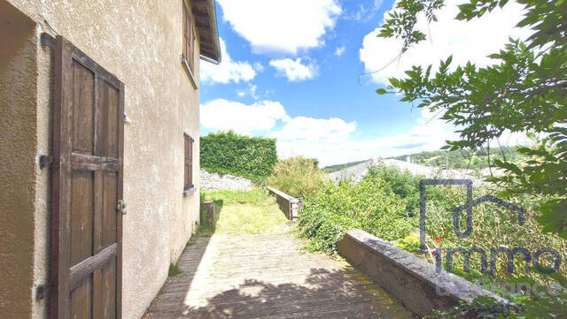 Vente Maison ferme 5 pièces 125 m² Saint-Étienne 42000