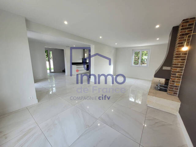Sale House villa 6 rooms 140 m² Cessieu 38110