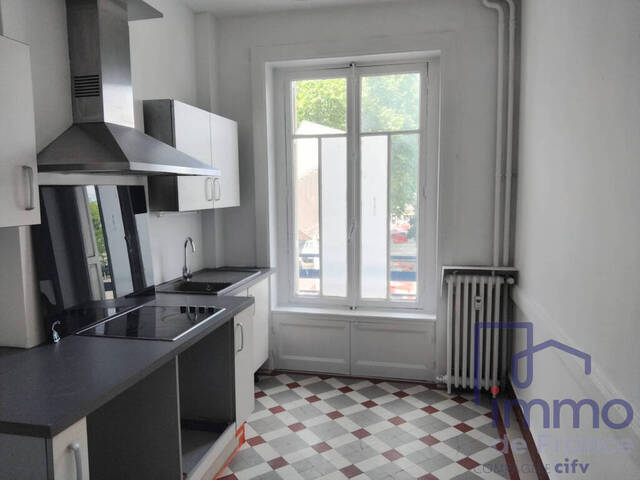 Sale Apartment 4 rooms 95.15 m² Saint-Étienne 42000