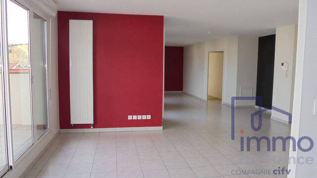 Sale Apartment 5 rooms 97.89 m² Saint-Étienne 42000