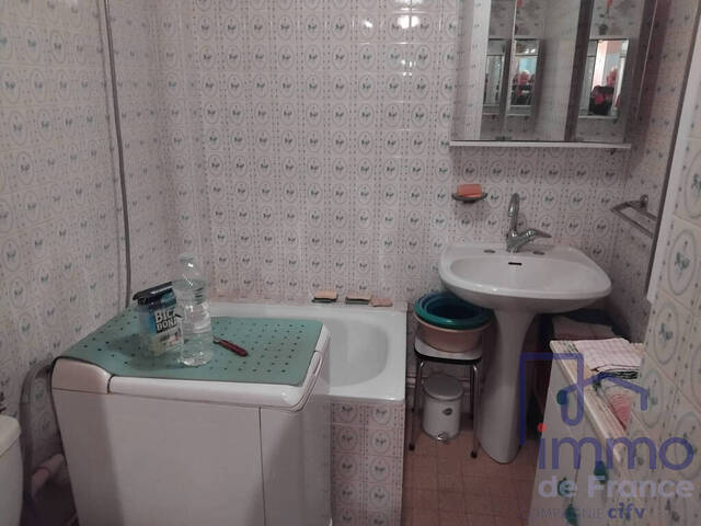 Sale Apartment 2 rooms 40.82 m² La Ricamarie 42150