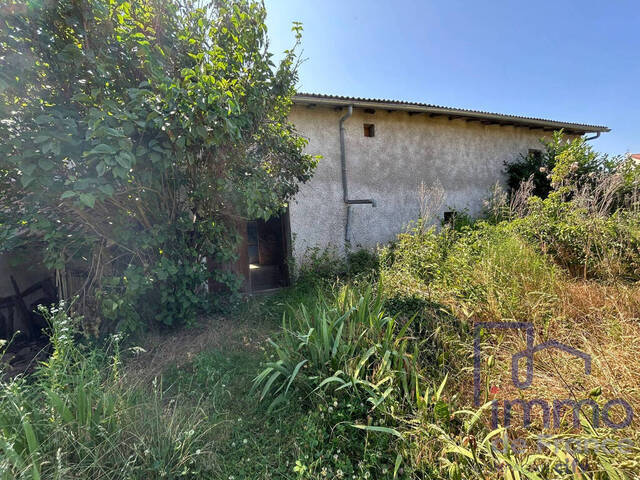 Sale Ancient house 2 rooms 76.23 m² Saint-Cyprien 42160